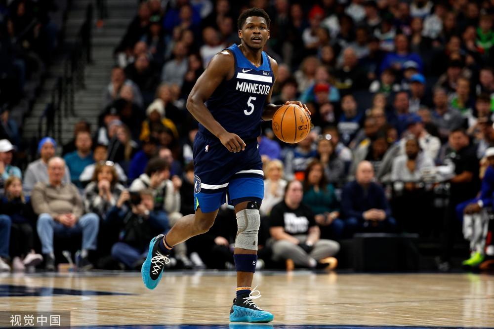 洲足坛崭露 洲足坛崭露