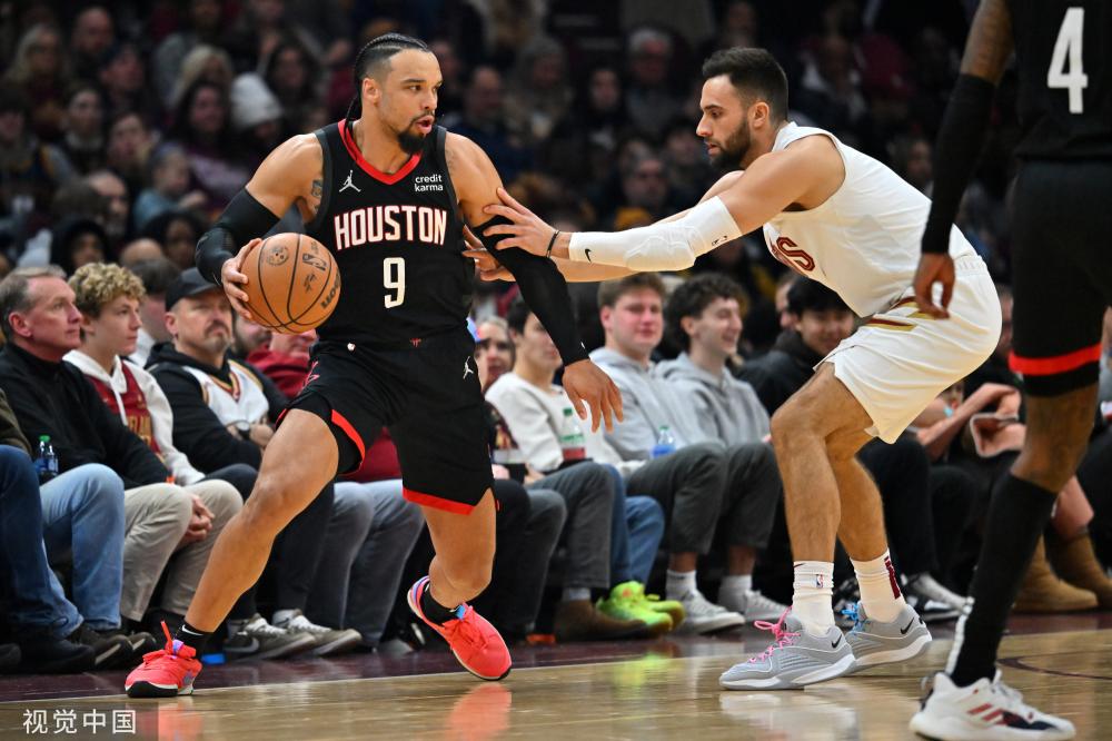 铺就坚实的 铺就坚实的