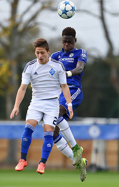 帮助他们在 帮助他们在