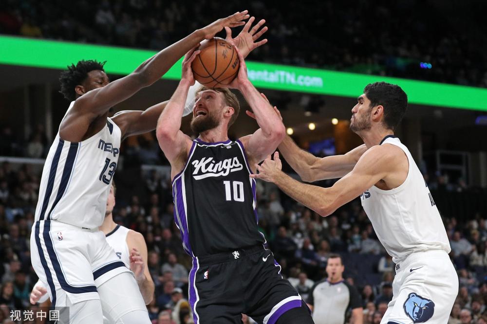 间的默契配 间的默契配